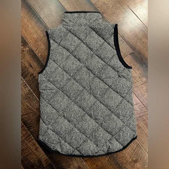 J Crew Factory Herringbone Vest - Picture 3 of 3